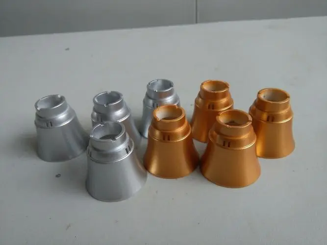 五金件噴漆產(chǎn)生的廢氣應(yīng)該怎么處理呢？